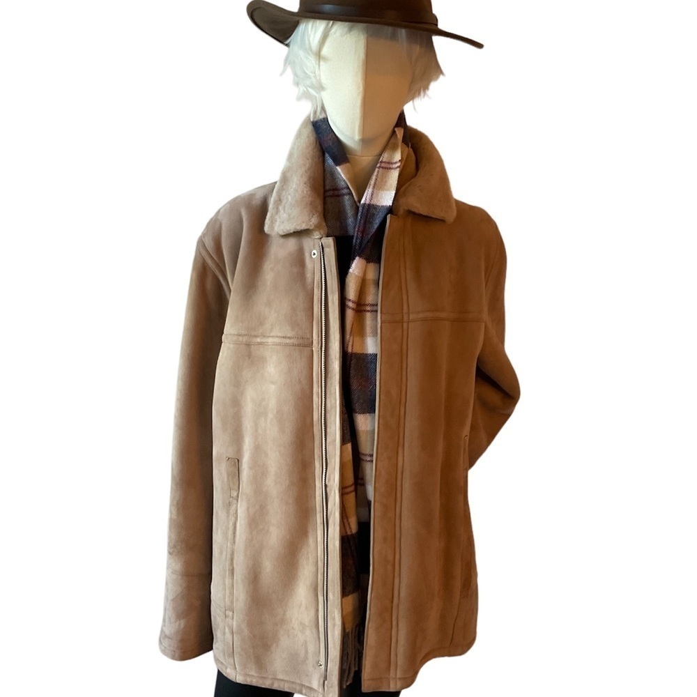 Made in EUROPE. Buttery luxurious Suede Shearling Sz S?.Pockets. PUNTO. Like new